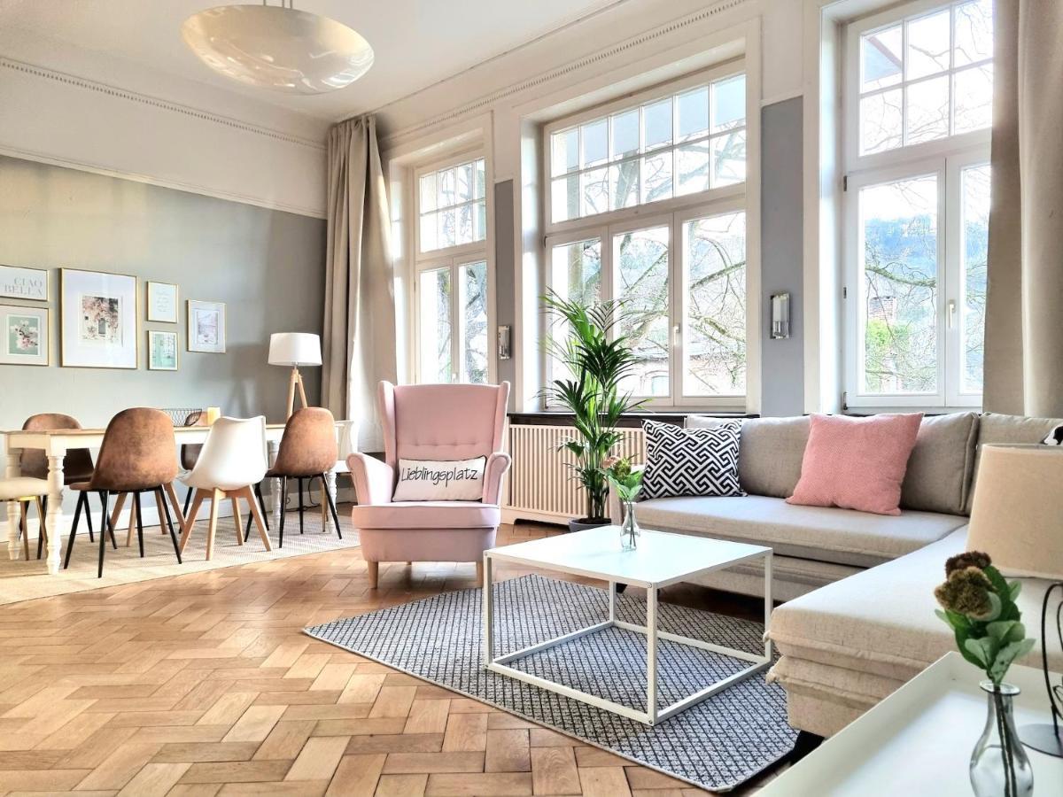 Charysma - Jugendstil Trifft Moderne, Schlafzimmer Mit Smart-Tv, Tischfussball, Darts, Parkplatz ฮาเมลน์ ภายนอก รูปภาพ